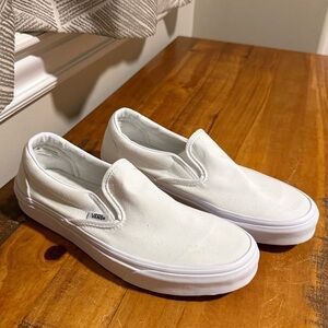 Vans slip-ons (men’s size 7, eur 39)